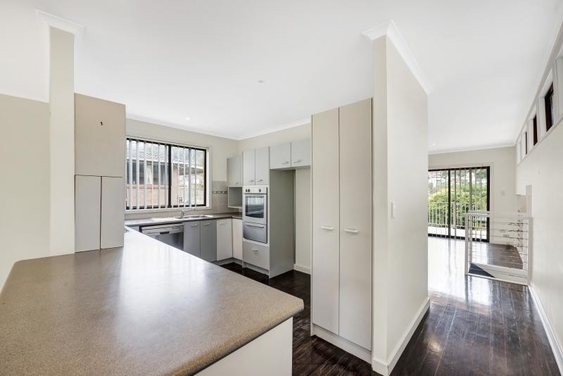 6 Barrington Road, Terrigal  nsw  2260-2