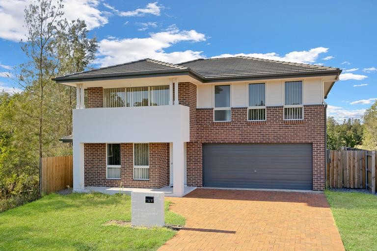 5 Birdie Place, Wyong  nsw  2259-1