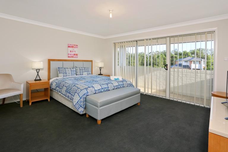 40 Championship Drive, Wyong  nsw  2259-2