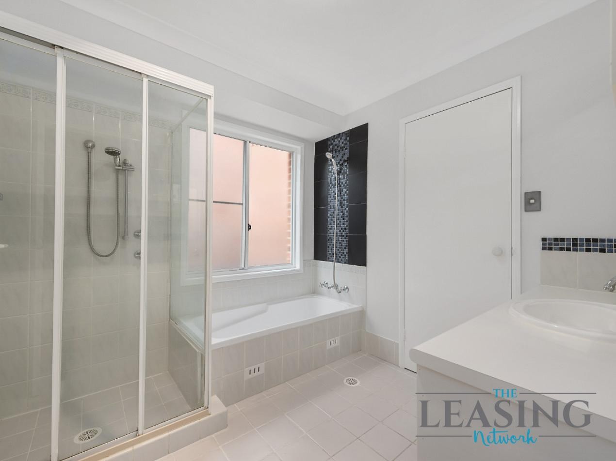 13 Tonkiss Street, Tuggerah  nsw  2259-2