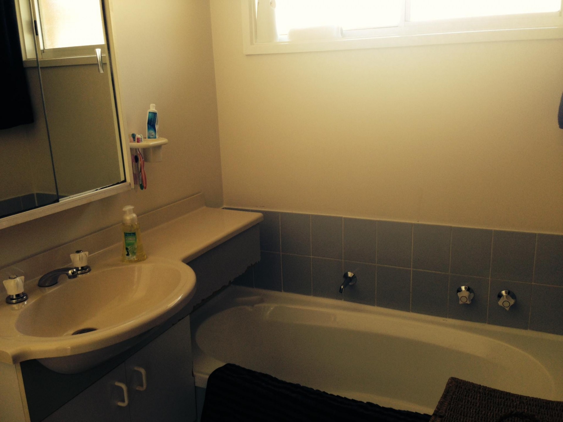 41 Brittania Drive, Watanobbi nsw 2259-2