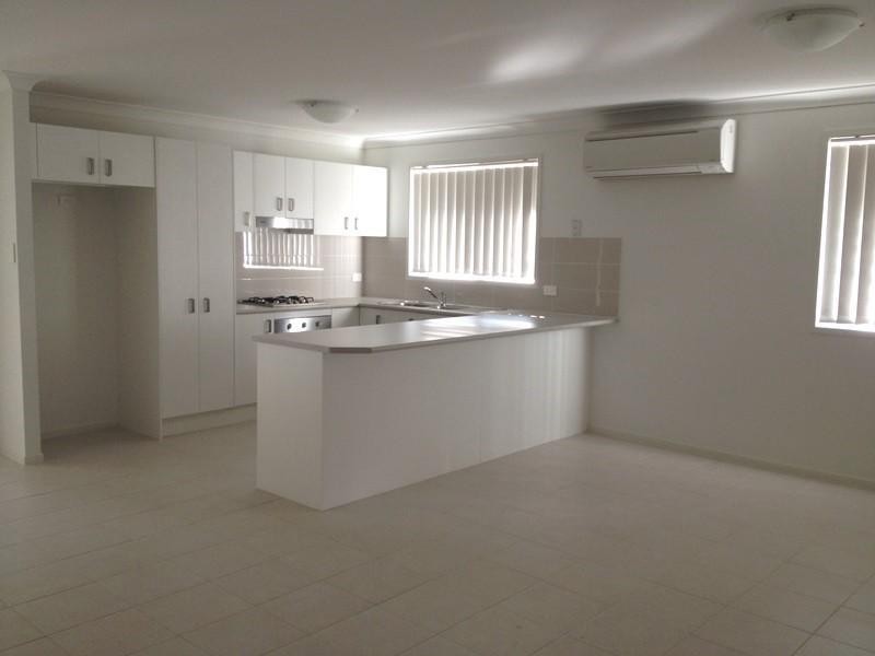 25 Colonial Street, Wadalba  nsw  2259-2