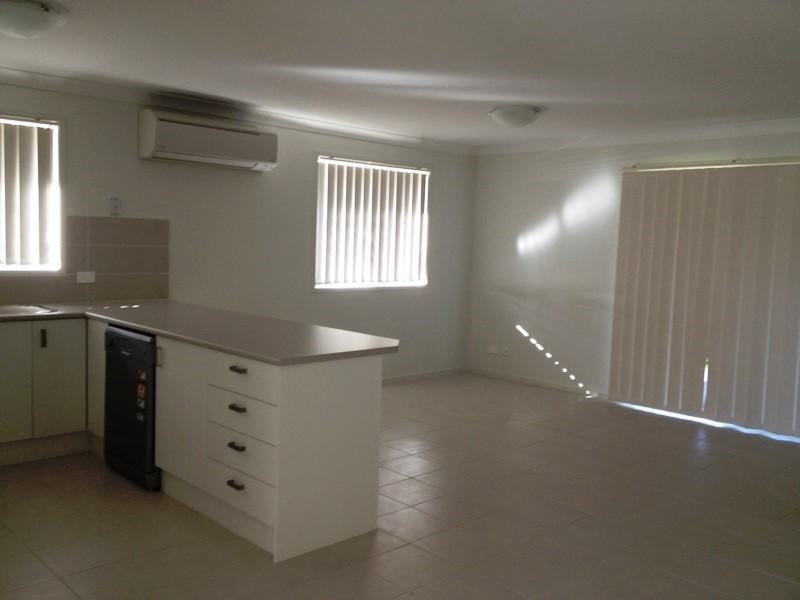 25 Colonial Street, Wadalba  nsw  2259-2