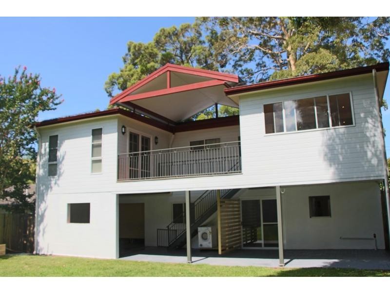 13 Old Tumbi Road, Wamberal  nsw  2260-2