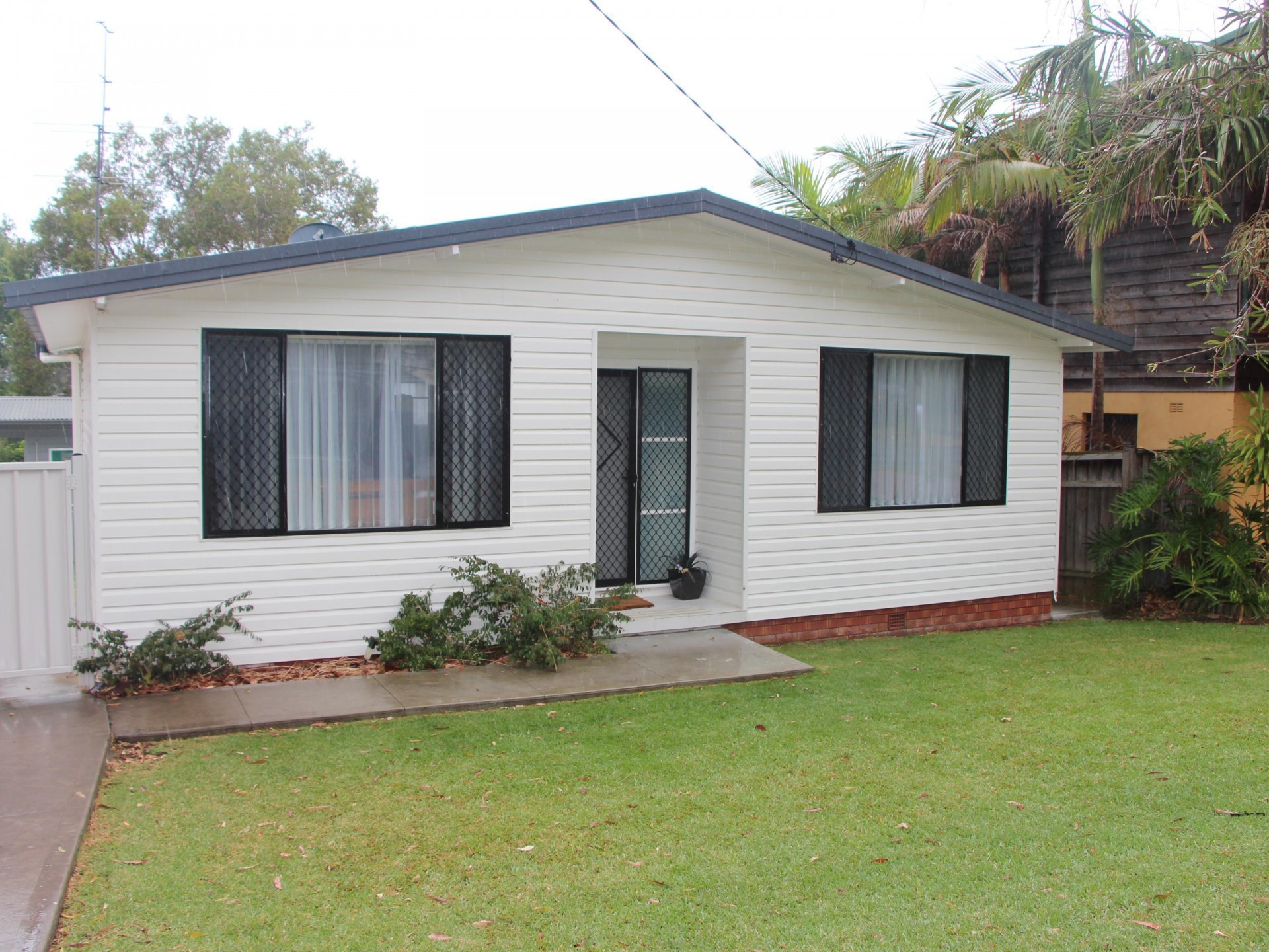 20 Sadie Avenue, Gorokan nsw 2263-1