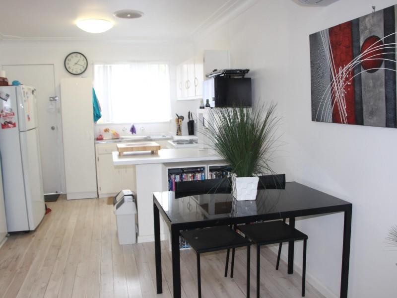 20 Sadie Avenue, Gorokan nsw 2263-2