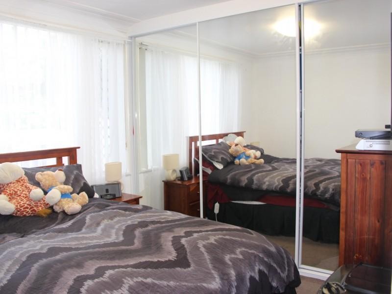 20 Sadie Avenue, Gorokan nsw 2263-2