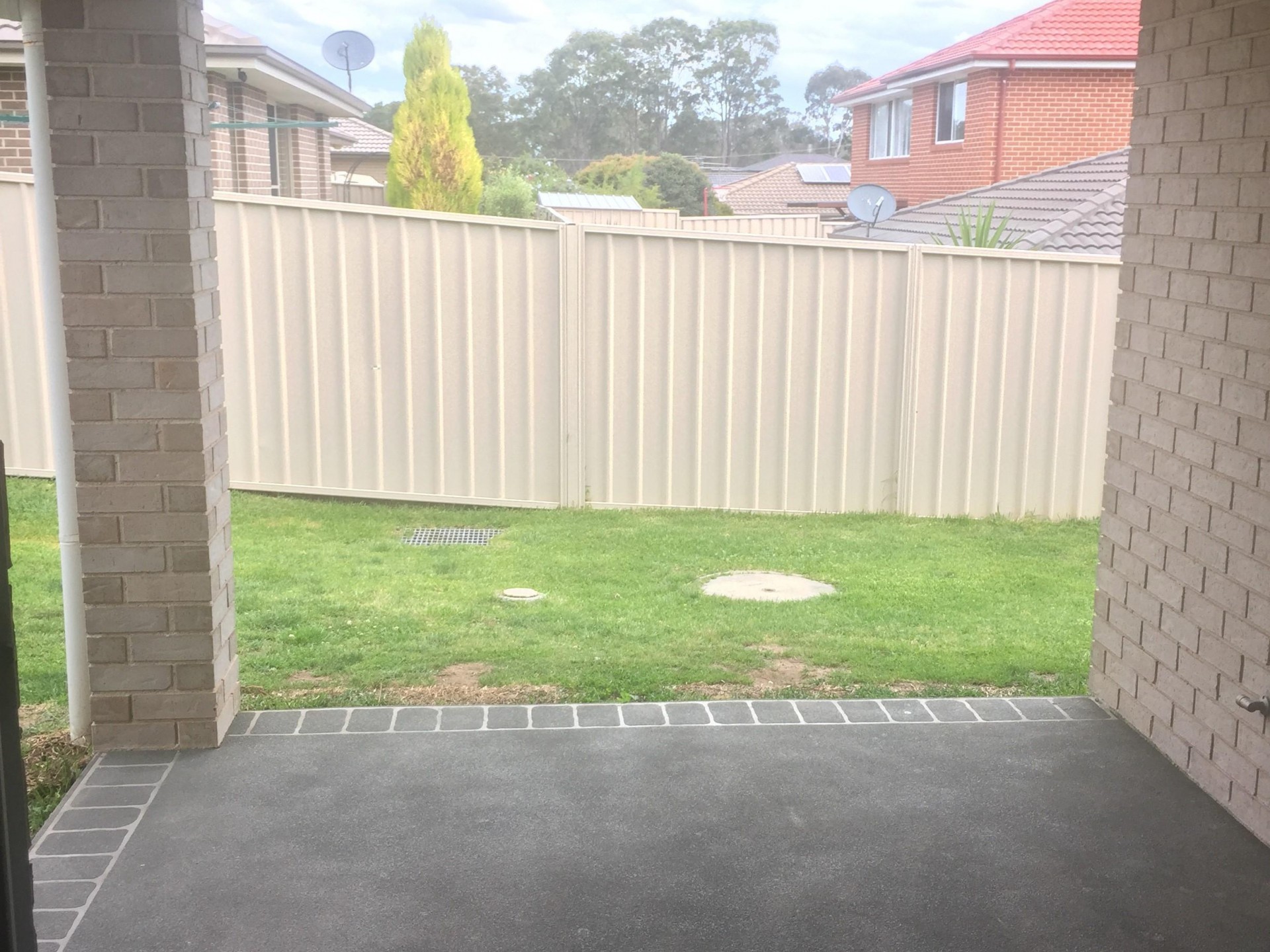 33 Kuttabul Road, Wadalba  nsw  2259-2