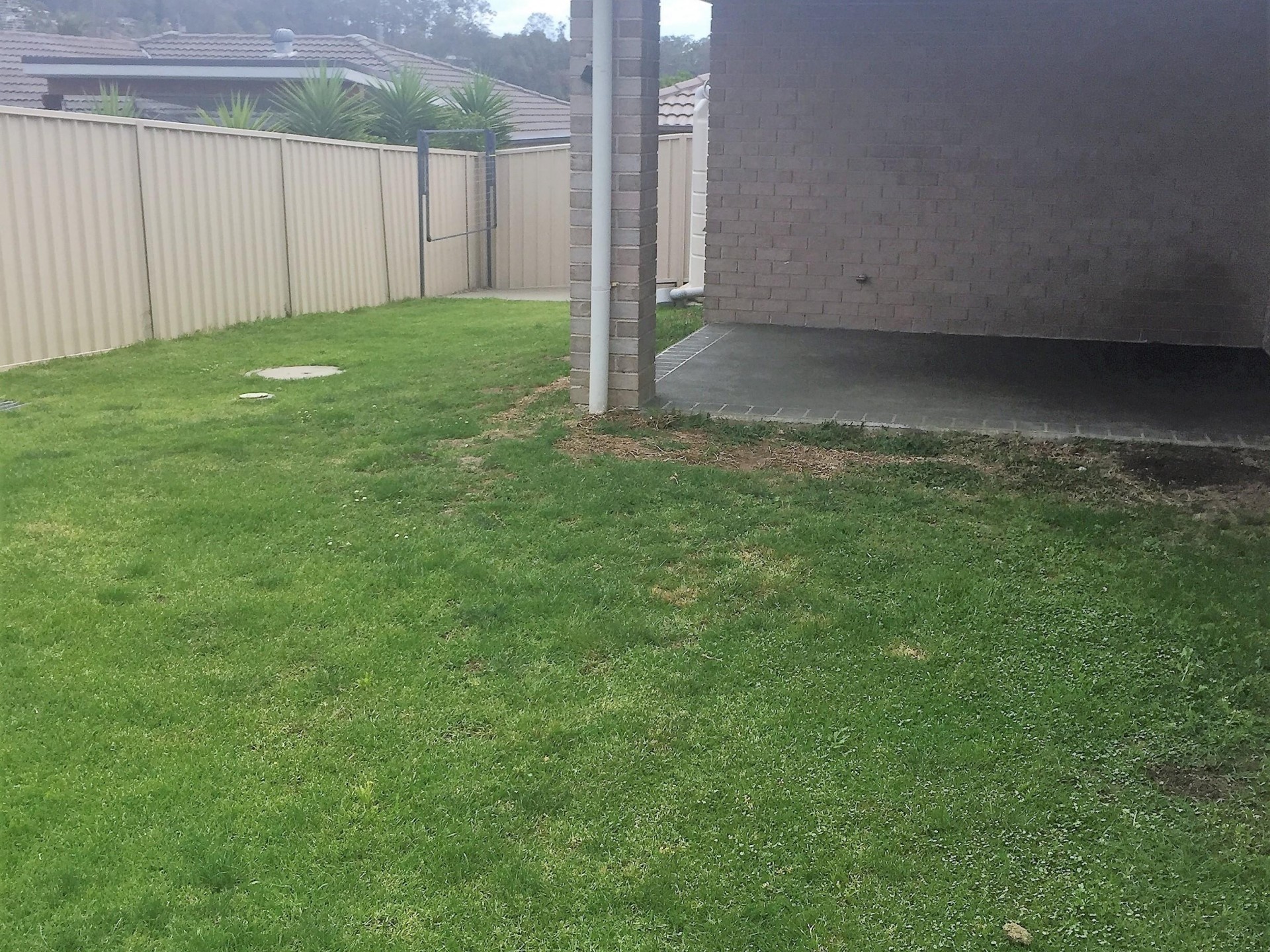 33 Kuttabul Road, Wadalba  nsw  2259-2