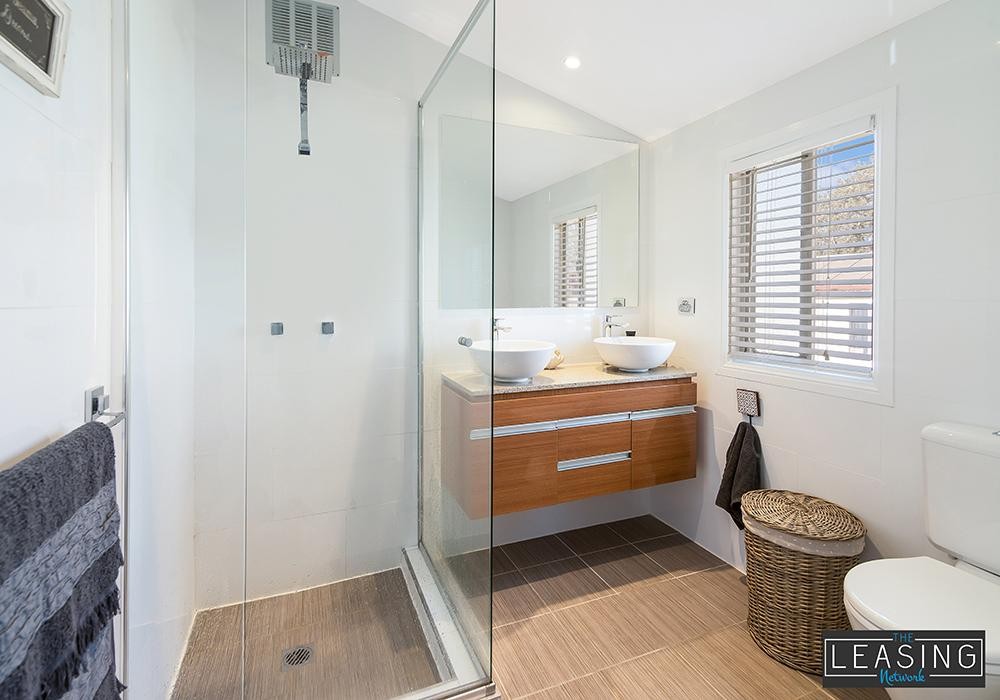 38a Bay Road, Blue Bay nsw 2261-2