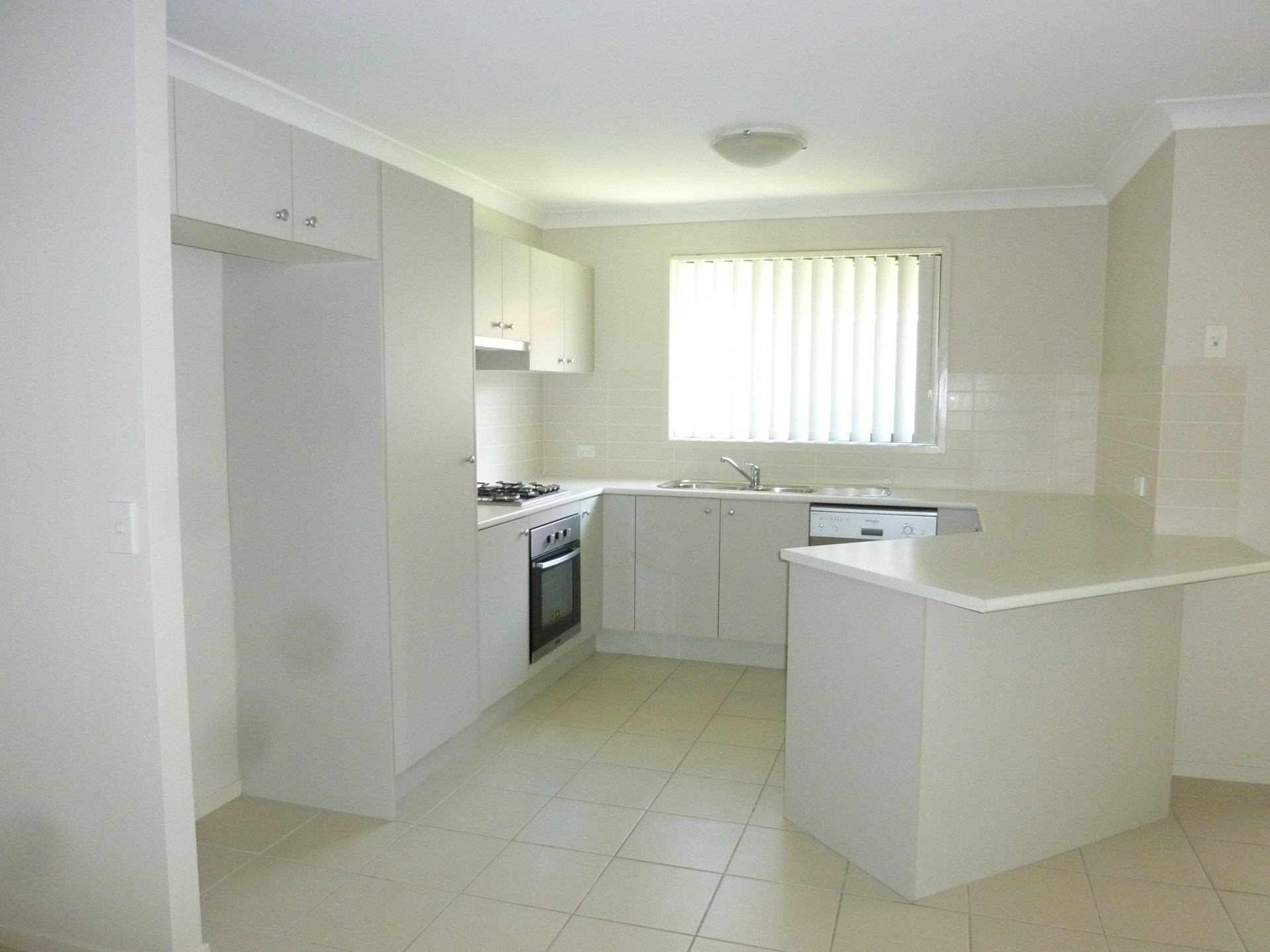 13 Lotus Terrace, Hamlyn Terrace  nsw  2259-2