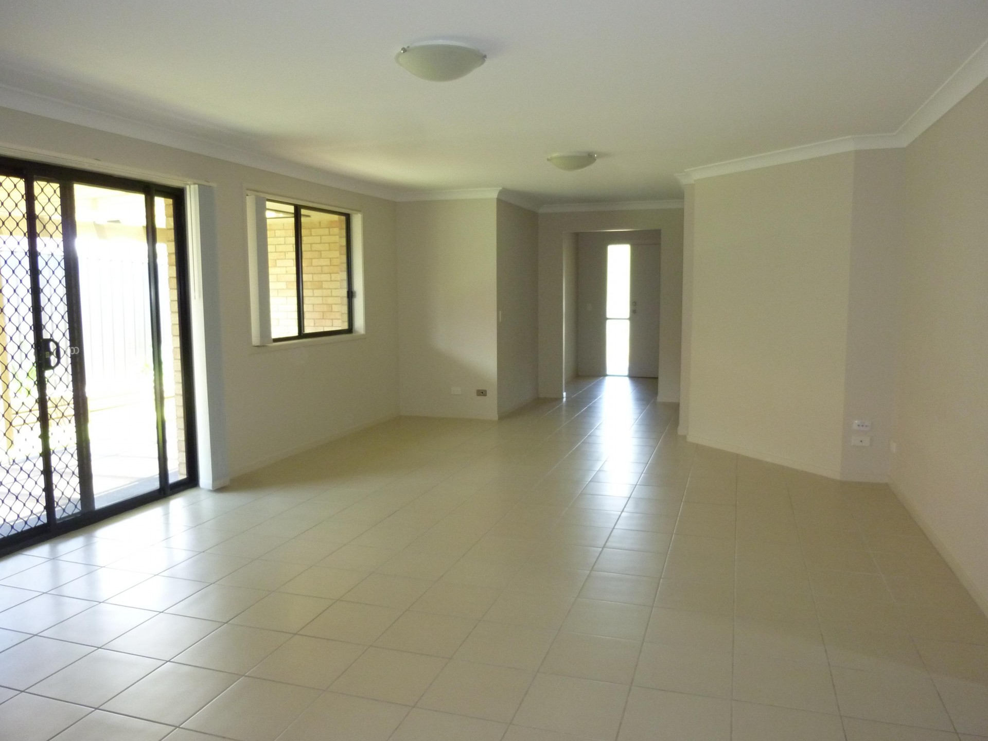 13 Lotus Terrace, Hamlyn Terrace  nsw  2259-2