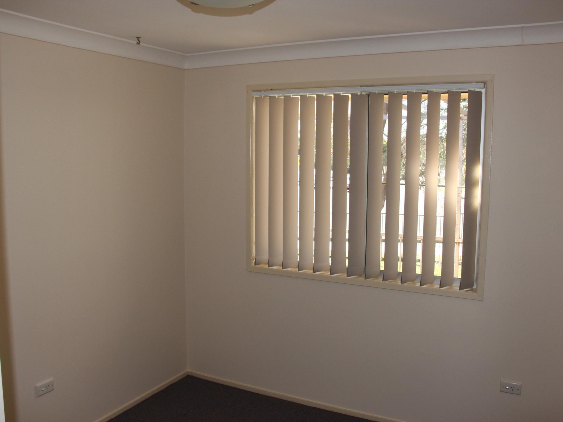 109 Eastern Road, Bateau Bay  nsw  2261-2