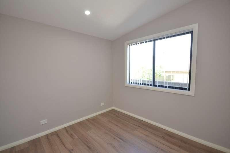 15a Welcome Street, Woy Woy nsw 2256-2