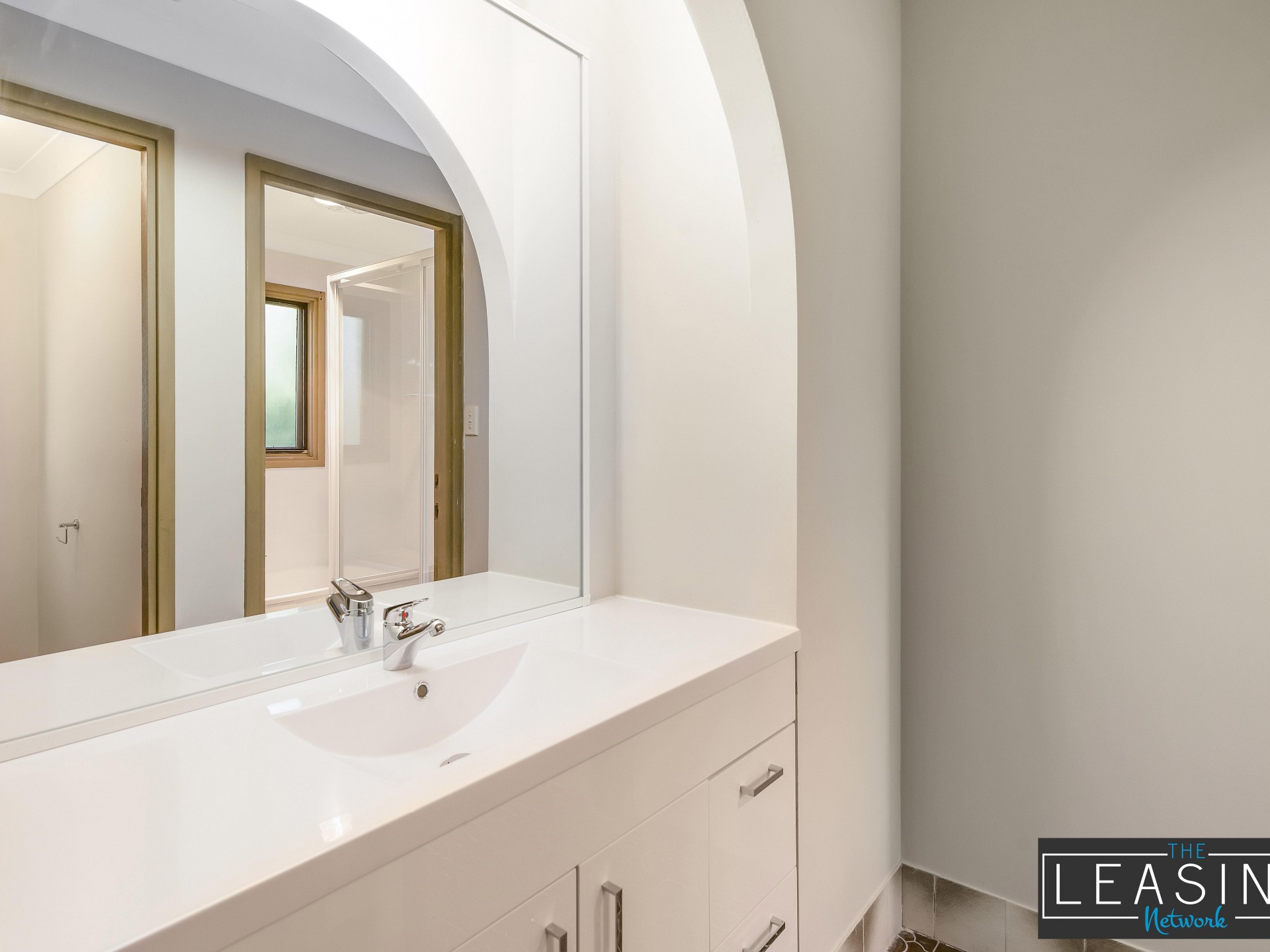 12 Bellevue Crescent, North Avoca nsw 2260-2