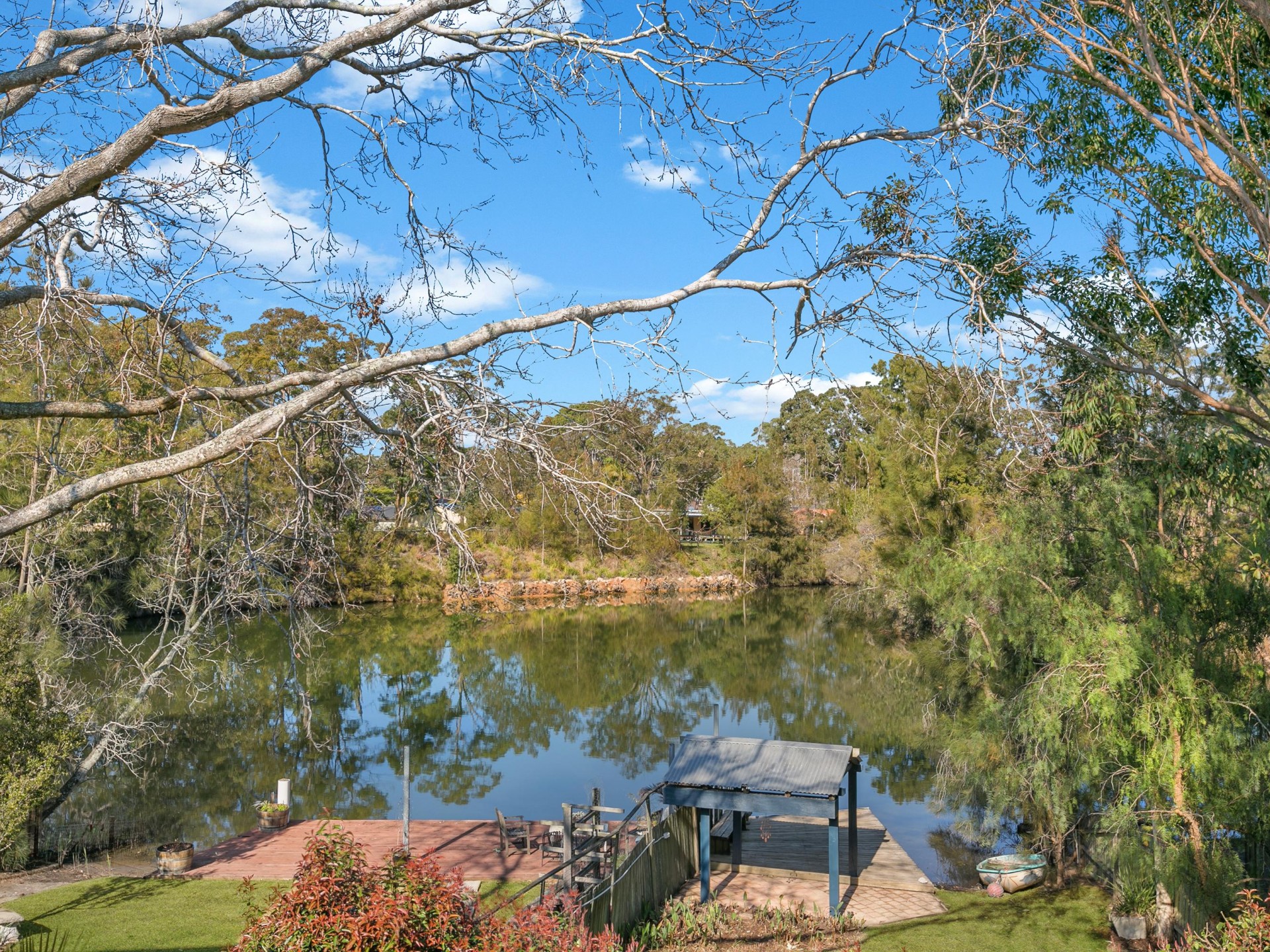 14 McKellar Boulevard, Blue Haven  nsw  2262-2