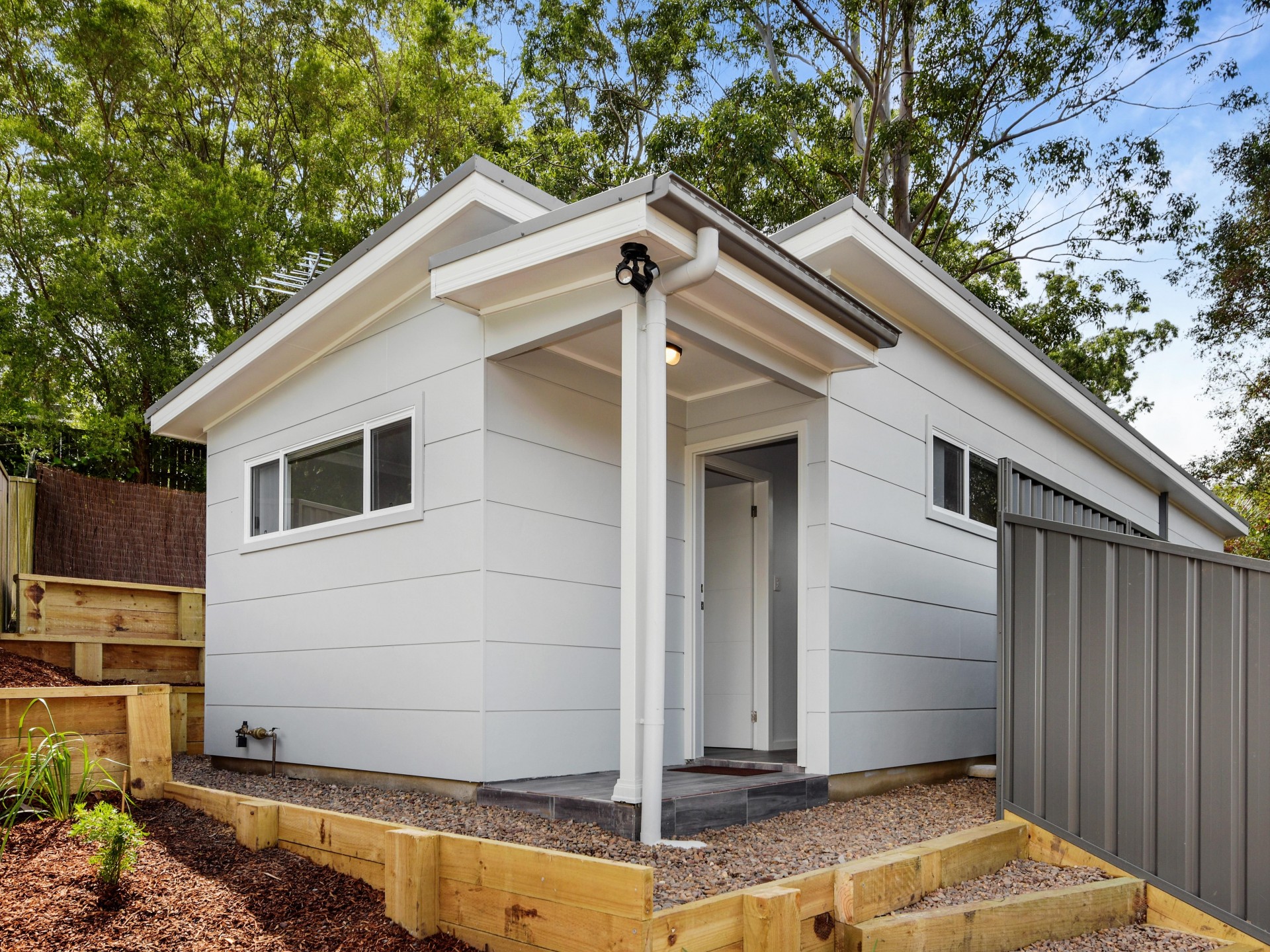 3a Beauty Place, Niagara Park nsw 2250-2