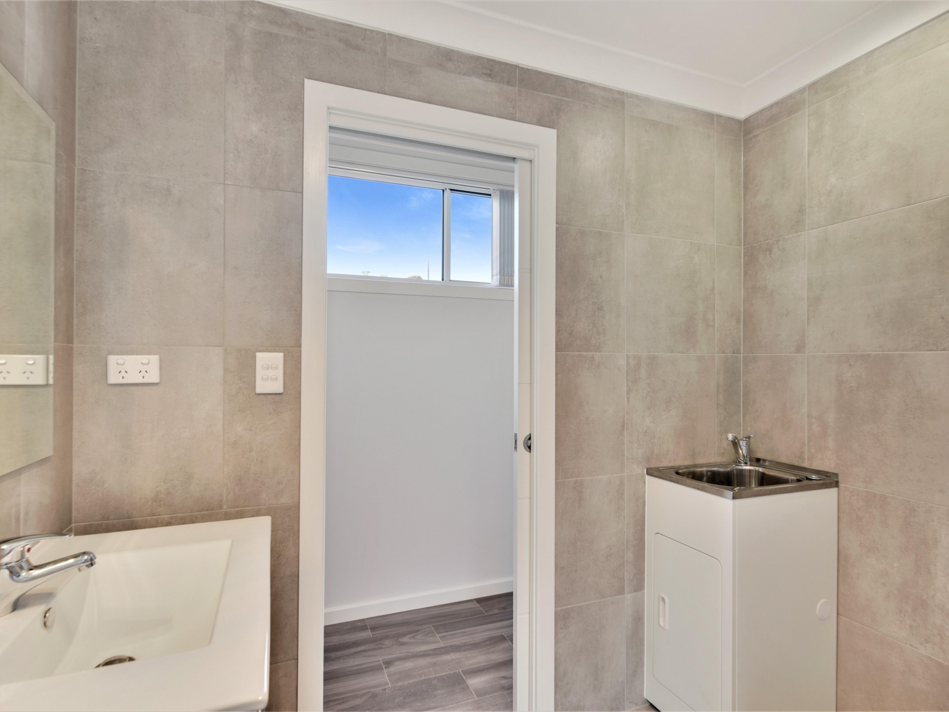 3a Beauty Place, Niagara Park nsw 2250-2