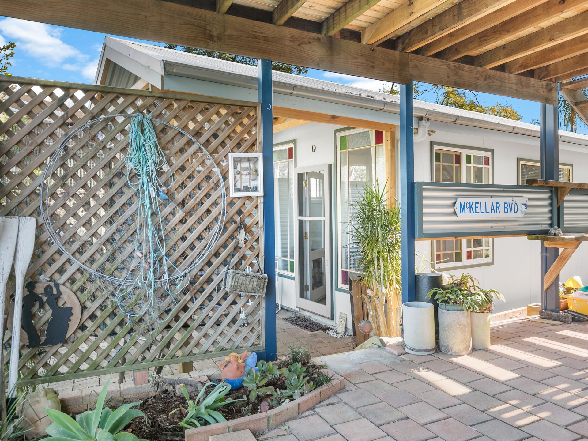14 McKellar Boulevard, Blue Haven nsw 2262-2