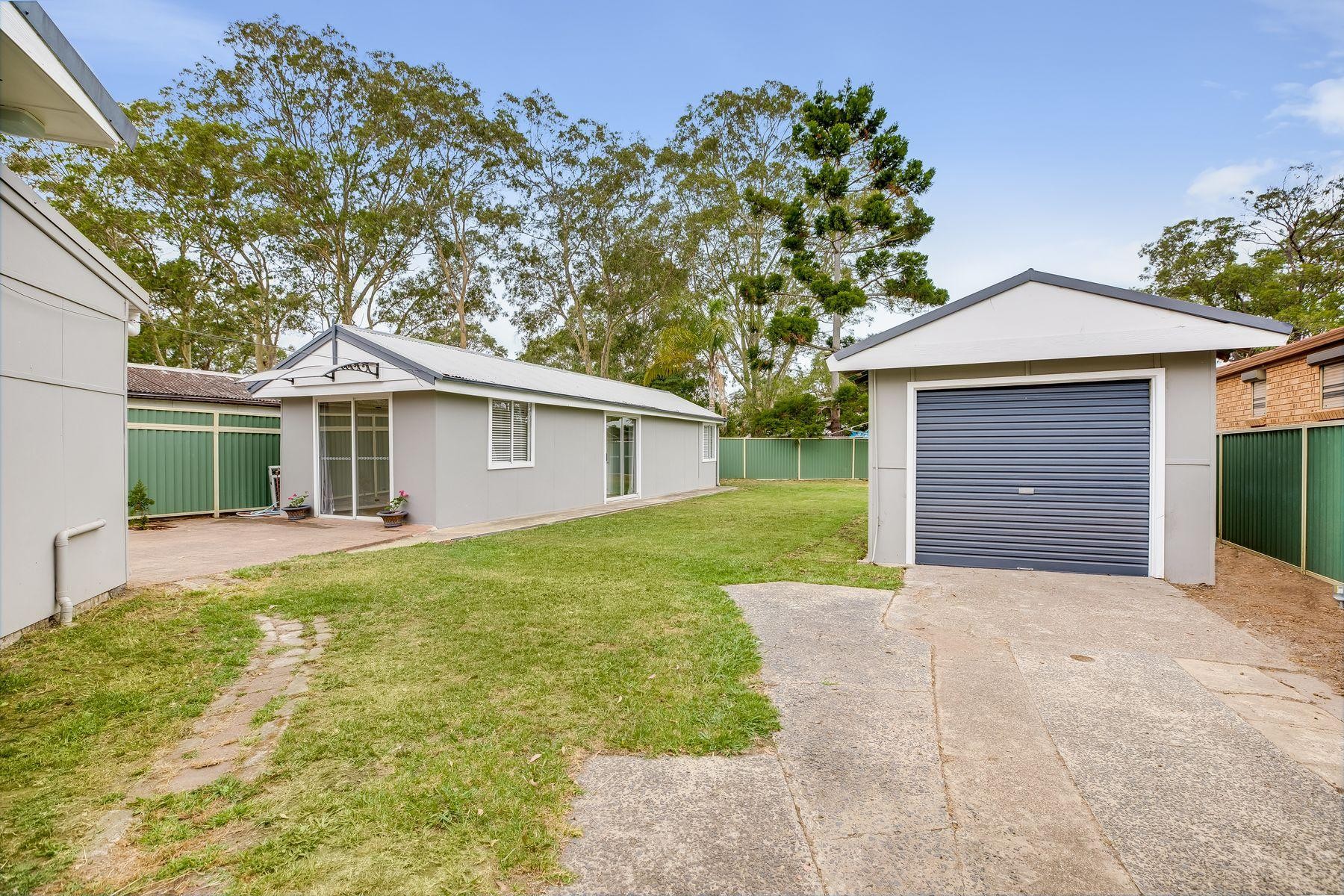 20 Wyreema Avenue, Charmhaven nsw 2263-2