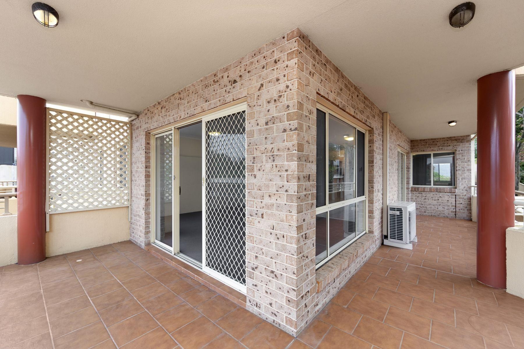 1/44 Frederick Street, Point Frederick nsw 2250-2