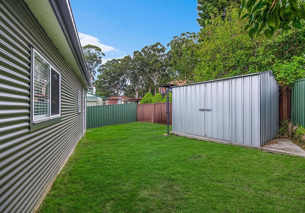 32a Seawind Terrace, Berkeley Vale  nsw  2261-2