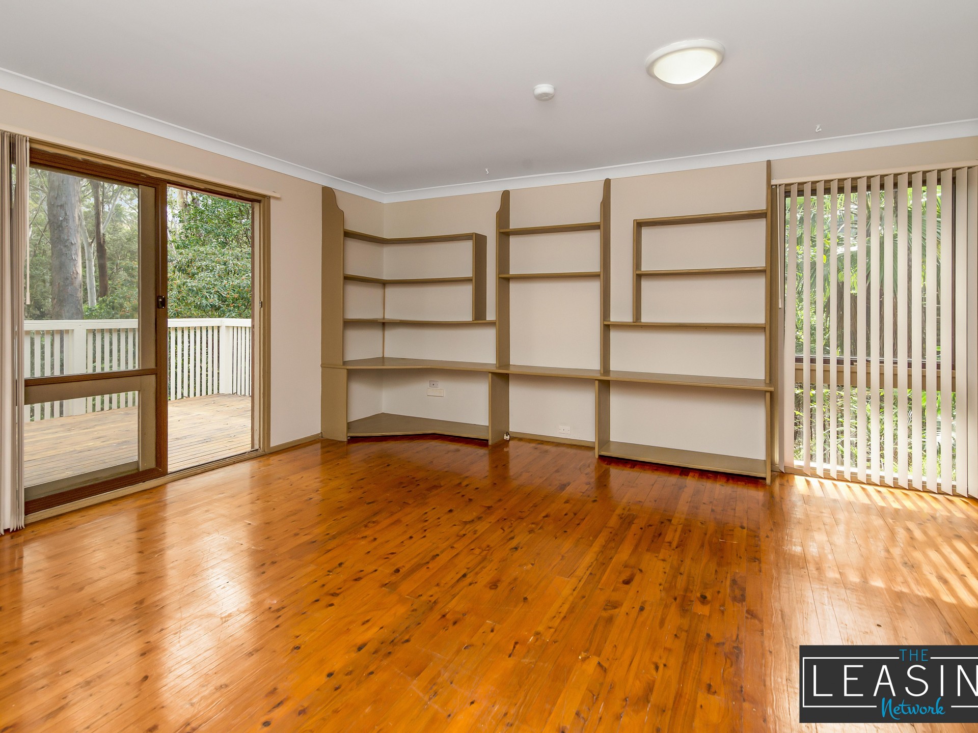 12 Bellevue Crescent, North Avoca  nsw  2260-2