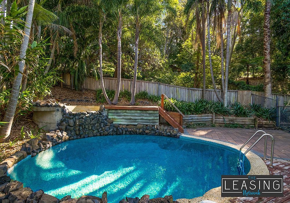 2 Moores Road, Avoca Beach  nsw  2251-2