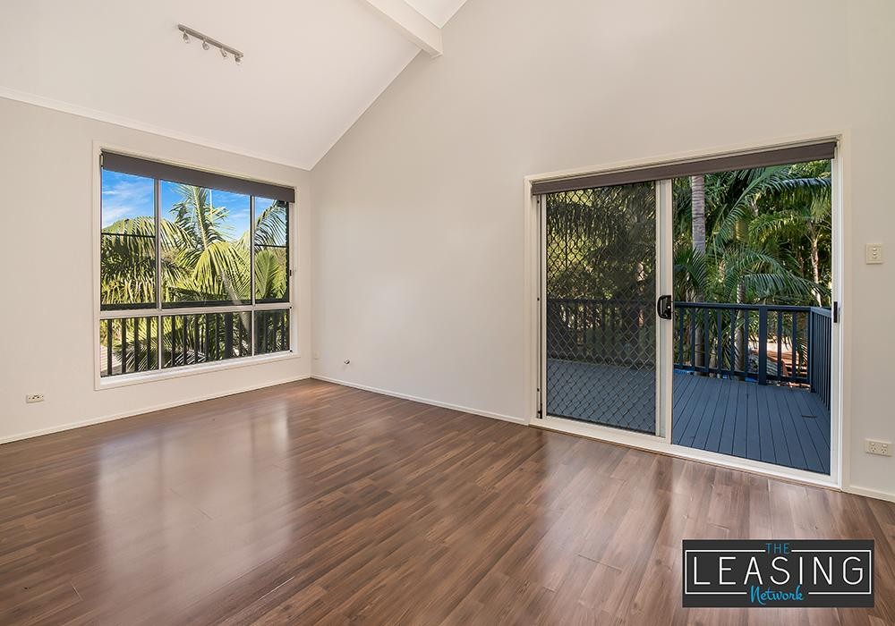 2 Moores Road, Avoca Beach  nsw  2251-2